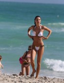 Olga-Kent-and-Julia-Pereira-12