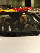 Paris-Hilton-McLaren-Beverly-Hills-10