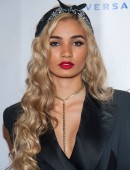 Pia-Mia-Perez-724