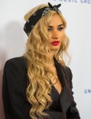 Pia-Mia-Perez-726