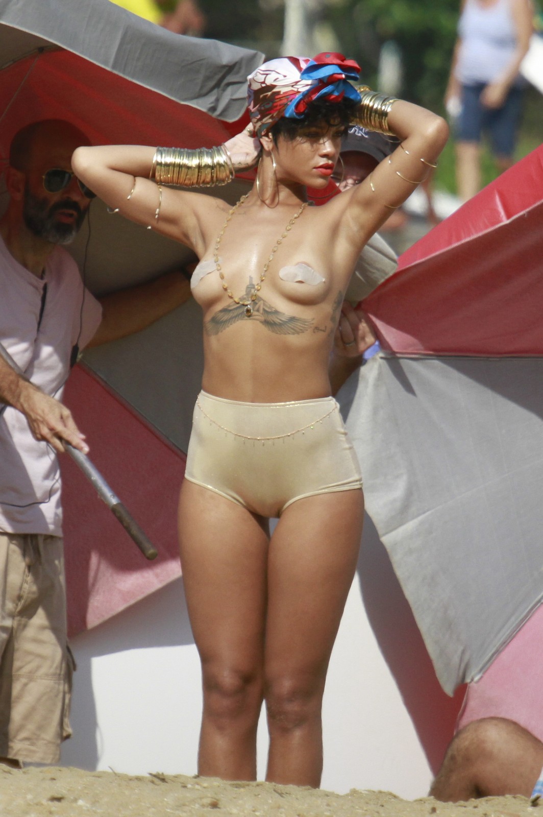 Rihanna-310