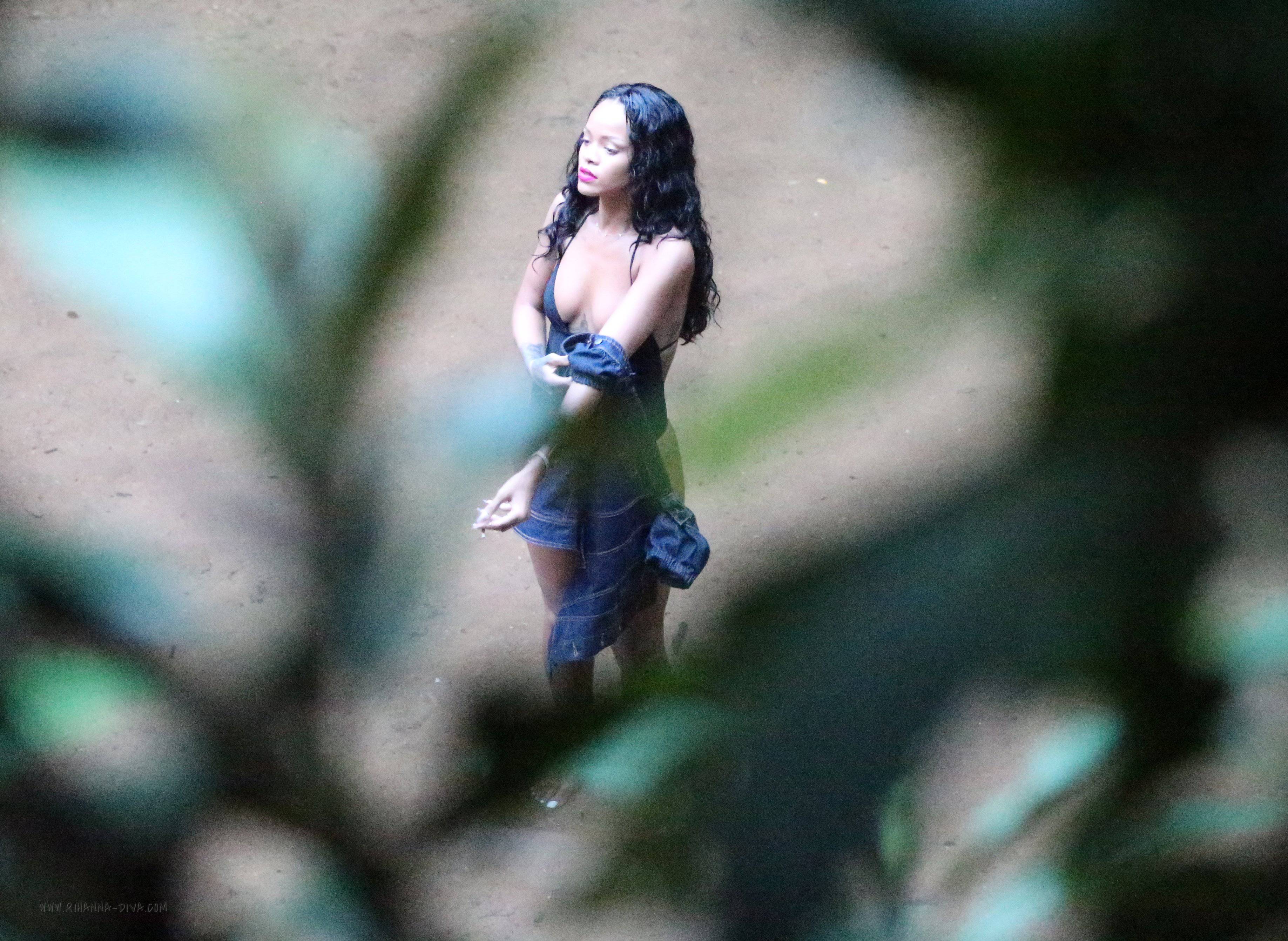 Rihanna-368