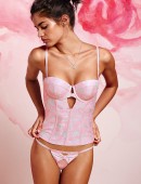 Sara-Sampaio-VSP-2014-19