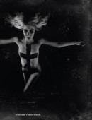Taylor-Momsen-2