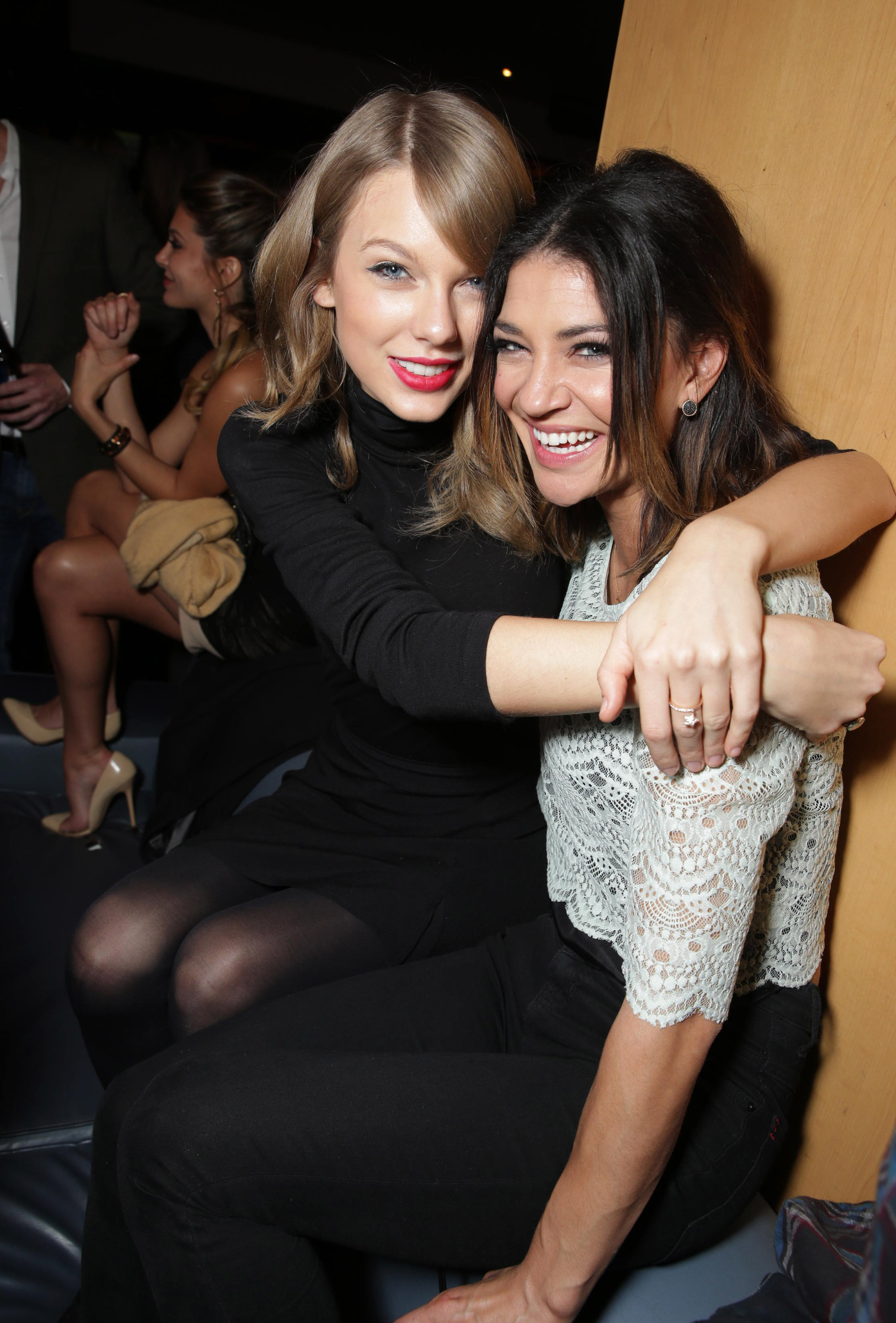 Taylor Swift, Jessica Szohr