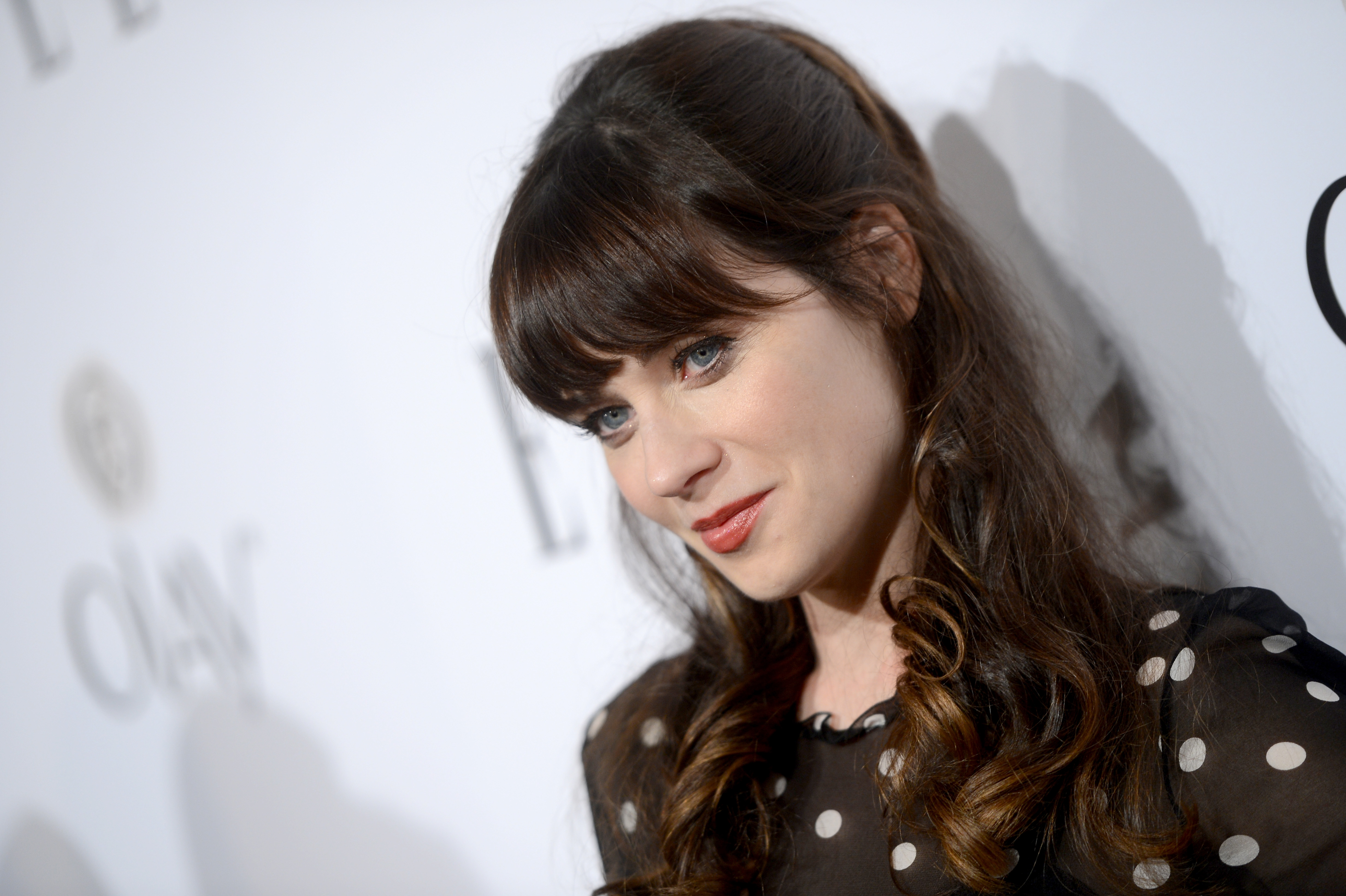 Zooey-Deschanel-545
