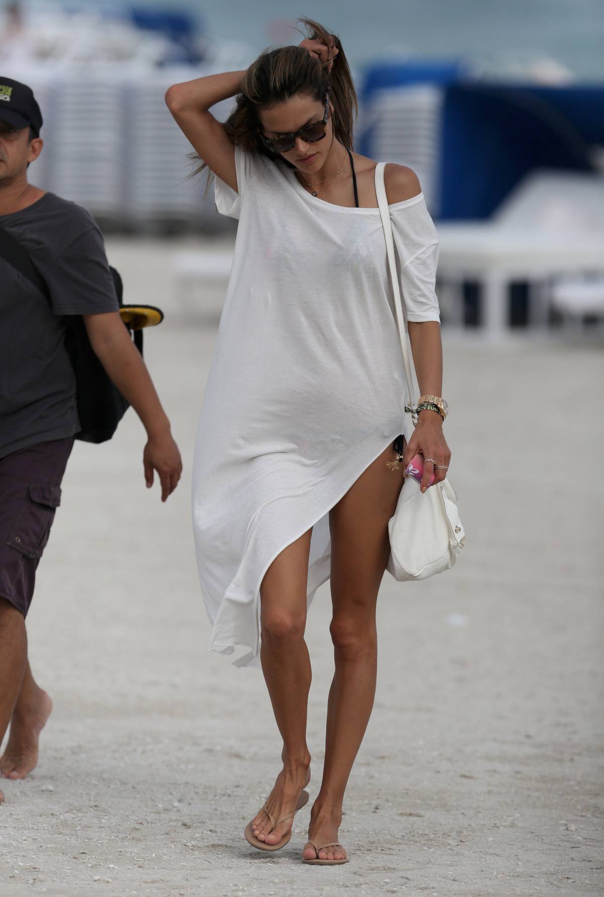 Alessandra-Ambrosio-1
