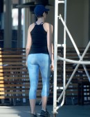 Anne-Hathaway-5