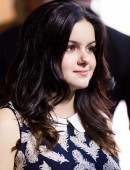 Ariel-Winter-753