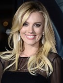 Bar Paly at the premiere of 'Non Stop'