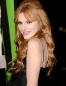 Bella-Thorne-16