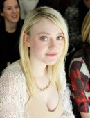 Dakota-Fanning-209
