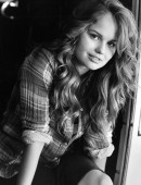 Debby-Ryan-2