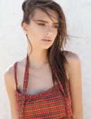 Emily-Ratajkowski-55
