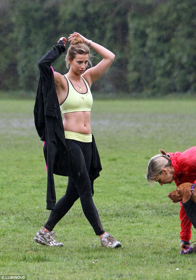 Ferne-McCann-7