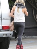 Hilary-Duff-872