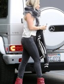 Hilary-Duff-874