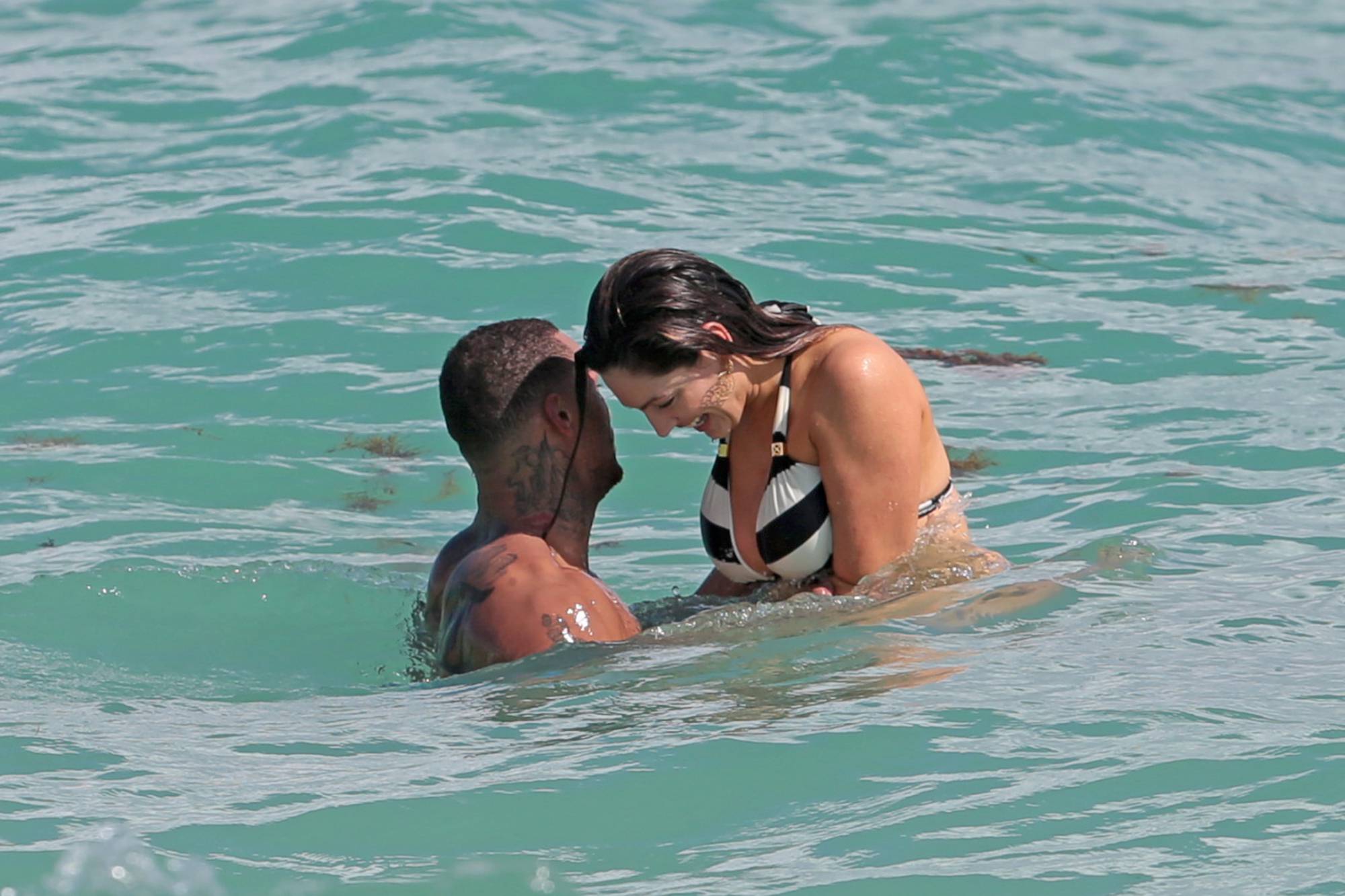Kelly-Brook-22