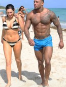 Kelly-Brook-33