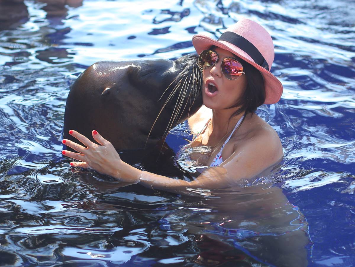 Kourtney-Kardashian-2