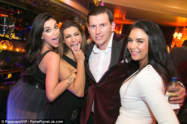 Luisa-Zissman-and-Jasmine-Waltz-20