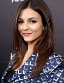Victoria-Justice-360
