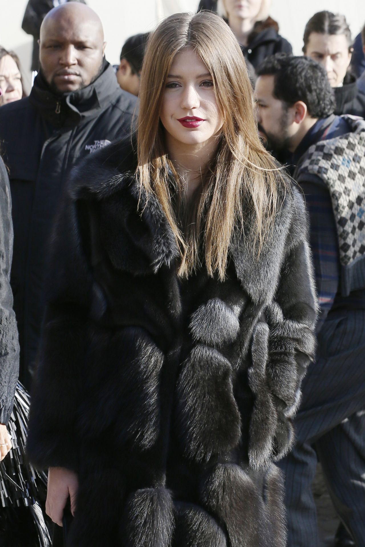 Adele-Exarchopoulos-in-Paris-2