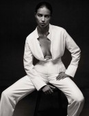Adriana-Lima-Interview-Germany-April-2014-13