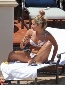 Ashley-Tisdale-6