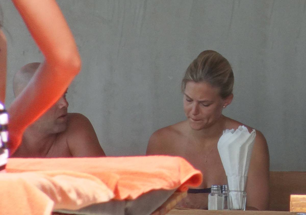 Bar-Refaeli-7