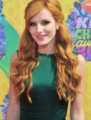 Bella-Thorne-Nickelodeon's-27th-Annual-Kids-Choice-Awards-2