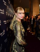 Beth-Behrs-704