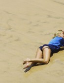 Candice-Swanepoel-in-Fernando-de-Noronha-7