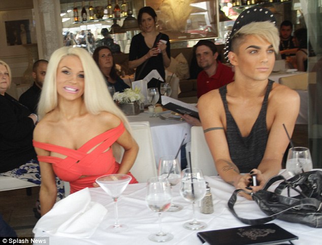 Courtney-Stodden-Beverly-Hills-5