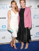 Debby Ryan, Busy Philipps