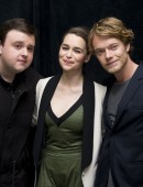 Emilia-Clarke-452