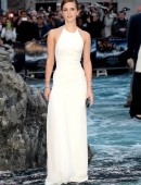 Emma-Watson-Noah-4
