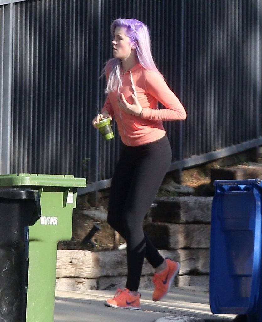 Ireland-Baldwin-Purple-Hair-9