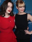 Kat Dennings, Beth Behrs