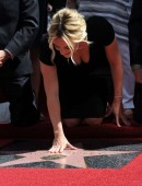 Kate-Winslet-Hollywood-Walk-of-Fame-6
