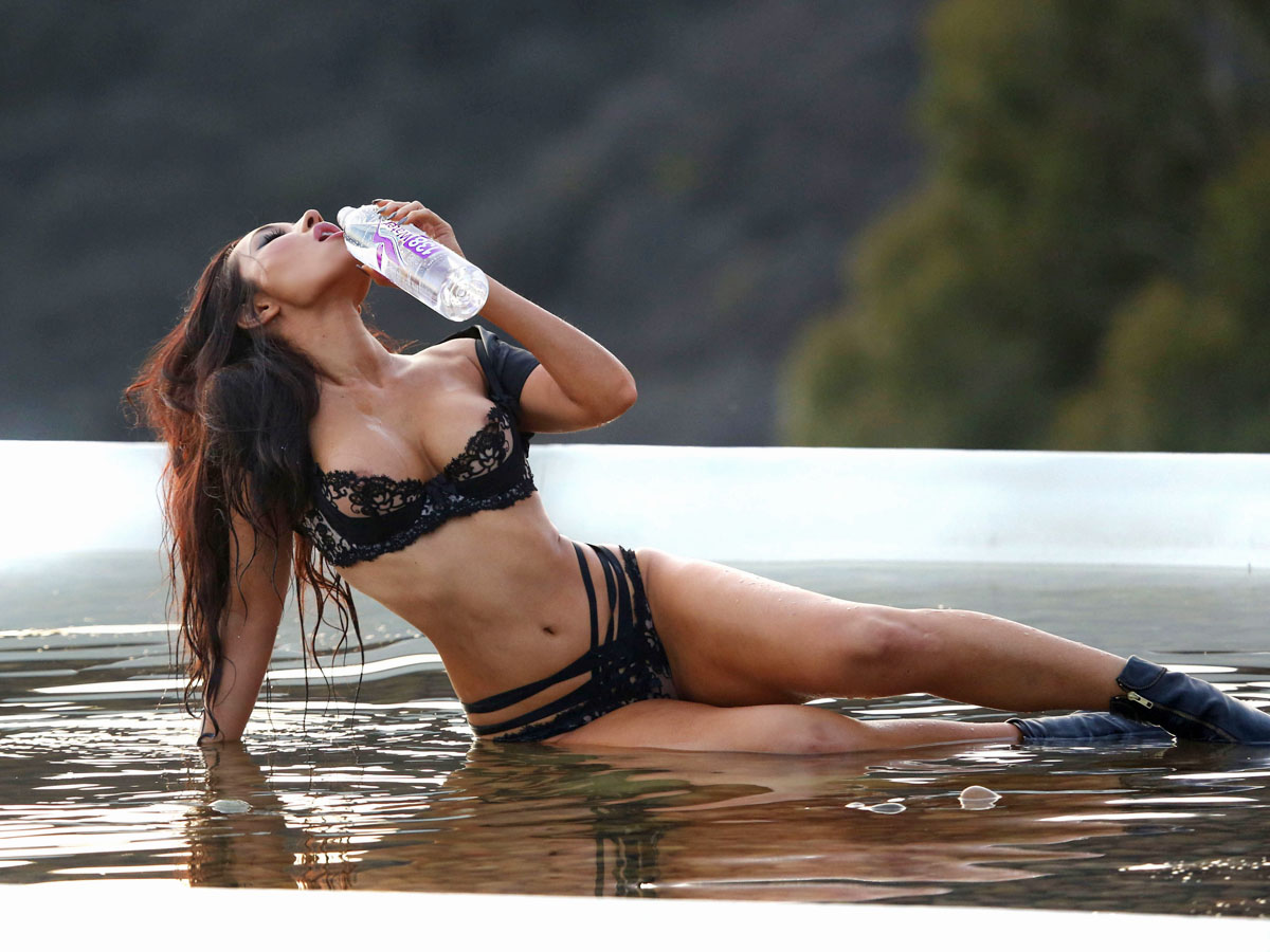Kea Ho Does A Sexy Photo Shoot For 138 Water!