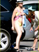 *EXCLUSIVE* Kristen Bell and Dax Shepard hit the beach in Hawaii