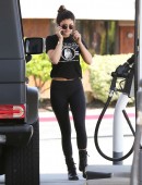 Kylie-Jenner-in-Leggings-1
