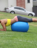 Leilani-Dowding-in-Leggings-8