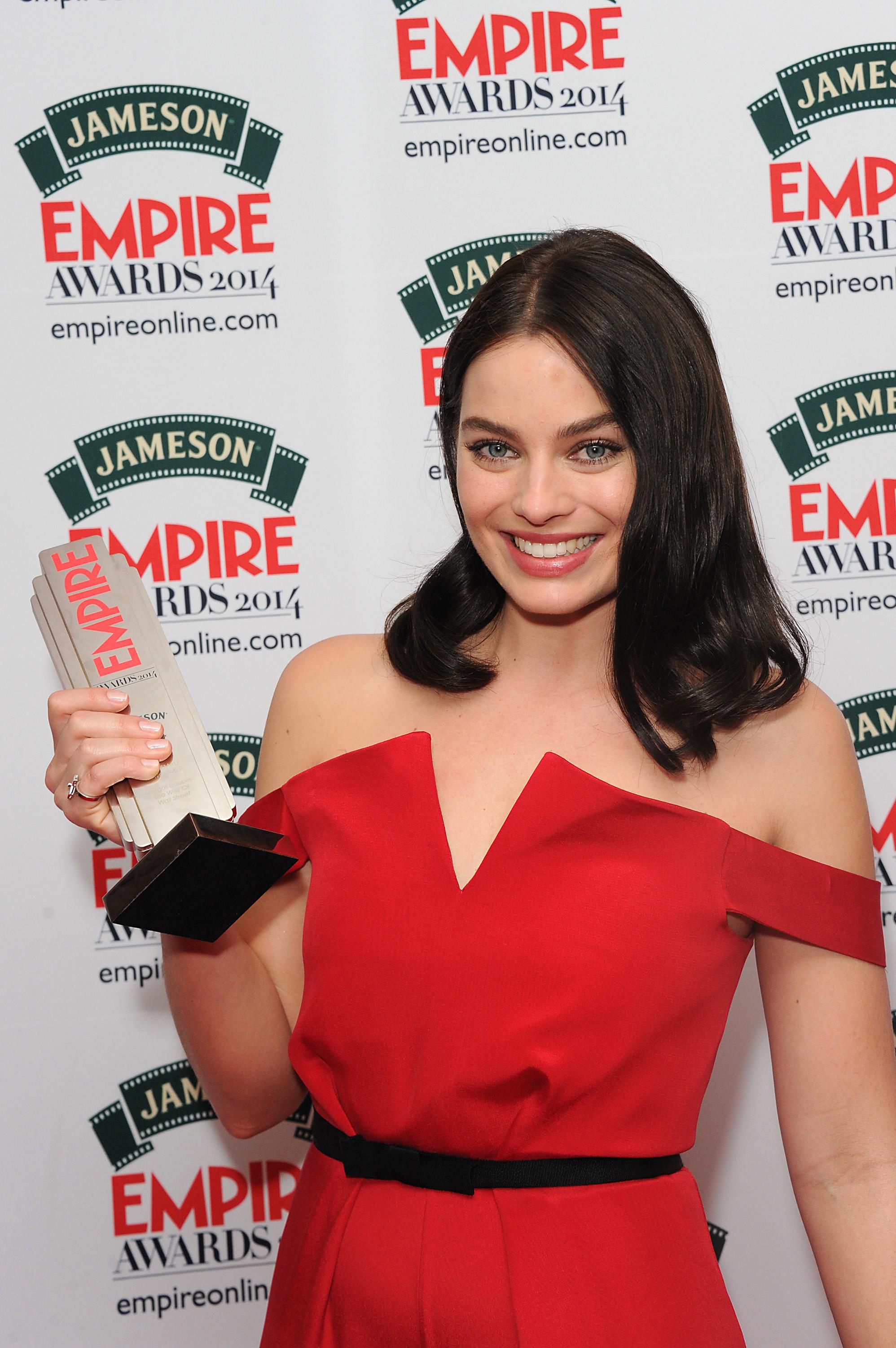 Margot-Robbie-Jameson-Empire-Awards-London-6