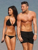 Michelle-Keegan-Bikini-Dubai-10