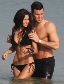 Michelle-Keegan-Bikini-Dubai-6