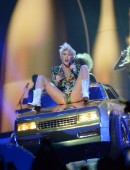 Miley-Cyrus-Bangerz-Tour-Amway-Center-Orlando-7