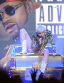 Miley-Cyrus-Bangerz-Tour-Atlanta-17