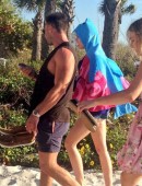 Miley-Cyrus-Bikini-Candids-Twitter-4